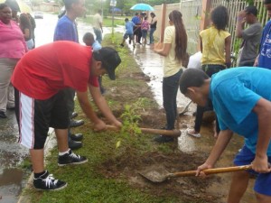 Leaders for the World planting trees